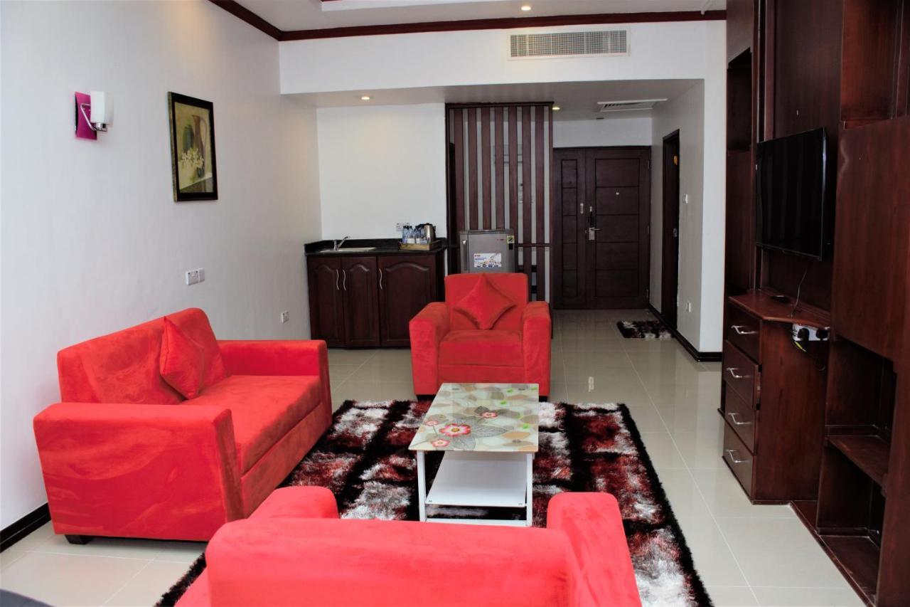 Hotel Blue Sapphire Dar es Salaam Exteriör bild